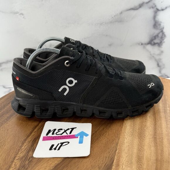 Women’s sz 9.5-On Cloud X 3 Triple Black Running Sneaker-Has Replacement Insoles - Picture 3 of 9